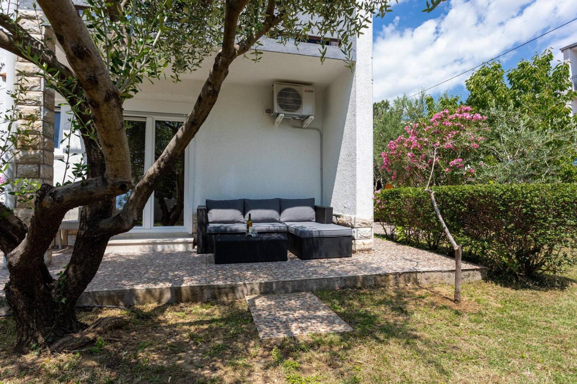 Apartments Bernardeta 2 Baska  Exterior photo